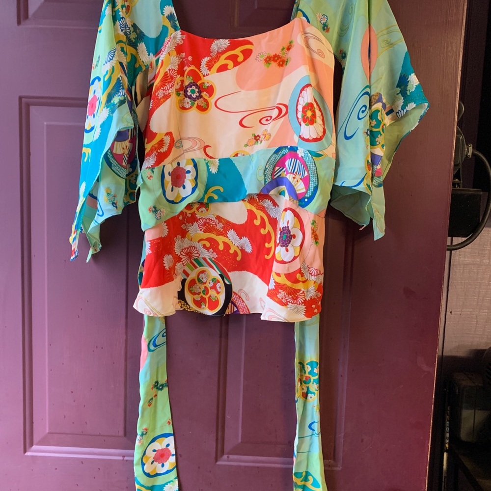 Single multi color kimono inspired 100% silk blous